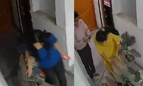 ಮನೆಯ ಮುಂದೆ ಚಪ್ಪಲಿ ಸ್ಟ್ಯಾಂಡ್ ಇರಿಸುವ ವಿಚಾರಕ್ಕೆ ಗಲಾಟೆ: ದೂರು ದಾಖಲು