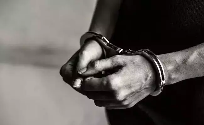 ಬೆಂಗಳೂರು | ಕೆಪಿಎಸ್ಸಿ ಸದಸ್ಯತ್ವ ಕೊಡಿಸುವುದಾಗಿ 4.10 ಕೋಟಿ ರೂ.ವಂಚನೆ ಆರೋಪ: ನಾಲ್ವರ ಬಂಧನ