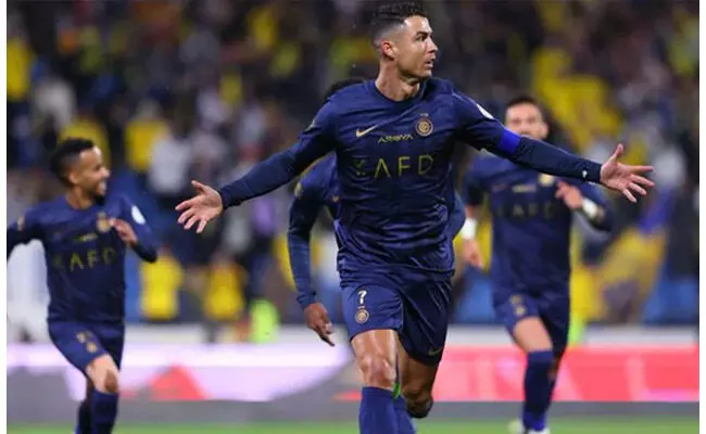 72 ಗಂಟೆಗಳಲ್ಲಿ ಸತತ 2ನೇ ಹ್ಯಾಟ್ರಿಕ್ ಬಾರಿಸಿದ ರೊನಾಲ್ಡೊ 72 ಗಂಟೆಗಳಲ್ಲಿ ಸತತ 2ನೇ ಹ್ಯಾಟ್ರಿಕ್ ಬಾರಿಸಿದ ರೊನಾಲ್ಡೊ