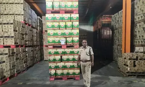 ಚಾಮರಾಜನಗರ | ಅಬಕಾರಿ ಅಧಿಕಾರಿಗಳ ದಾಳಿ : 98 ಕೋಟಿ ರೂ.ಗೂ ಹೆಚ್ಚು ಮೊತ್ತದ ಮದ್ಯ ವಶ