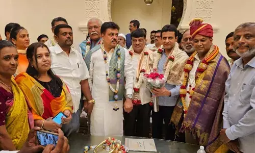 ಮಹದೇವಪುರ ಕ್ಷೇತ್ರದ ಕಾಂಗ್ರೆಸ್ ನಾಯಕರ ಜೊತೆ ಮನ್ಸೂರ್ ಅಲಿಖಾನ್ ಸಭೆ