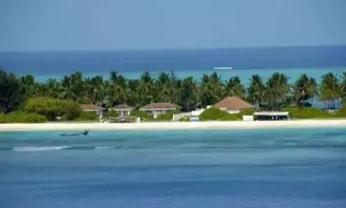 ರಾತ್ರಿ ಹೊತ್ತಲ್ಲೂ ಪ್ರಚಾರ: ಮಲಗಿರುವ ಲಕ್ಷದ್ವೀಪದಲ್ಲಿ ಸಕ್ರಿಯಗೊಂಡ ರಾಜಕಾರಣ