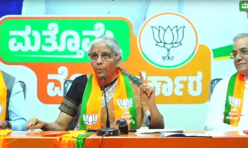 ಚುನಾವಣೆಗೆ ಮುನ್ನ ಗ್ಯಾರಂಟಿ ಘೋಷಿಸುವಾಗ ʼನನ್ನ ತೆರಿಗೆ ನನ್ನ ಹಕ್ಕುʼ ನೆನಪಿರಲಿಲ್ಲವೇ? : ನಿರ್ಮಲಾ ಸೀತಾರಾಮನ್