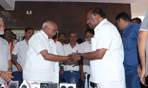 ಲೋಕಸಭಾ ಚುನಾವಣೆ | ಮುನಿಸು ಮರೆತು ಒಂದಾದ ಎಚ್.ವಿಶ್ವನಾಥ್ ಹಾಗೂ ಎಚ್.ಡಿ.ಕುಮಾರಸ್ವಾಮಿ