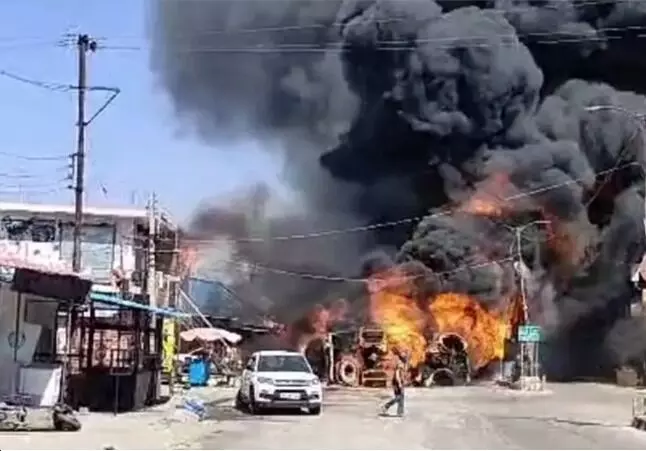 ಹಿಮಾಚಲ ಪ್ರದೇಶ | ತೈಲ ಟ್ಯಾಂಕರ್ ಉರುಳಿ ಬಿದ್ದು, ಅಗ್ನಿಗಾಹುತಿ; ಓರ್ವ ಮೃತ್ಯು