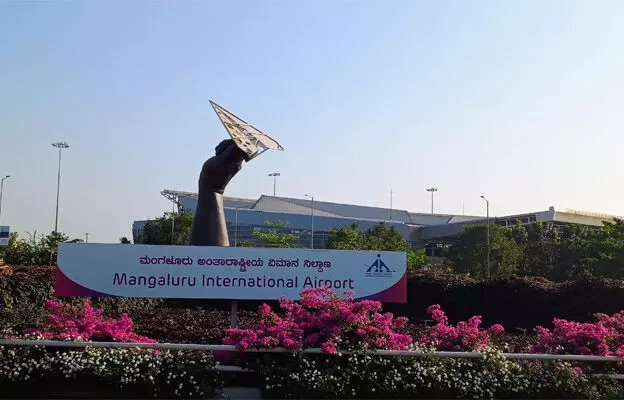ಮಂಗಳೂರು ಅಂತಾರಾಷ್ಟ್ರೀಯ ವಿಮಾನ ನಿಲ್ದಾಣ: ಪ್ರಯಾಣಿಕರ ಸಂಖ್ಯೆ ಶೇ 12.5ರಷ್ಟು ಹೆಚ್ಚಳ ಮಂಗಳೂರು ಅಂತಾರಾಷ್ಟ್ರೀಯ ವಿಮಾನ ನಿಲ್ದಾಣ: ಪ್ರಯಾಣಿಕರ ಸಂಖ್ಯೆ ಶೇ 12.5ರಷ್ಟು ಹೆಚ್ಚಳ