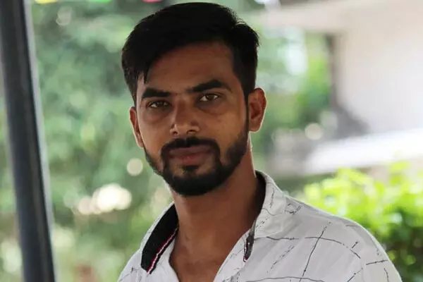 ನಾಗ್ಪುರ : ಸಿಗರೇಟ್ ಸೇದುತ್ತಿದ್ದ ಮಹಿಳೆಯರನ್ನು ಗುರಾಯಿಸಿ ನೋಡಿದ್ದಕ್ಕೆ ವ್ಯಕ್ತಿಯ ಹತ್ಯೆ