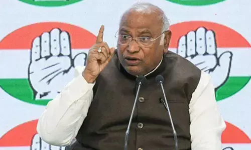 ಬಿಜೆಪಿಯ ‘ಸೈದ್ಧಾಂತಿಕ ಪೂರ್ವಜರು ’ಭಾರತೀಯರ ವಿರುದ್ಧ ಬ್ರಿಟಿಷರು ಮತ್ತು ಮುಸ್ಲಿಮ್ ಲೀಗ್‌ನ್ನು ಬೆಂಬಲಿಸಿದ್ದರು : ಖರ್ಗೆ