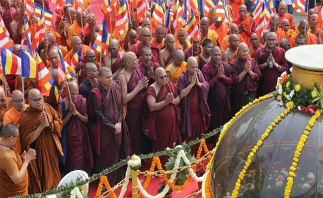 ಬೌದ್ಧ ಧರ್ಮಕ್ಕೆ ಮತಾಂತರಗೊಳ್ಳುವ ಹಿಂದುಗಳು ಅನುಮತಿ ಪಡೆದುಕೊಳ್ಳಬೇಕು : ಗುಜರಾತ್ ಸರಕಾರ