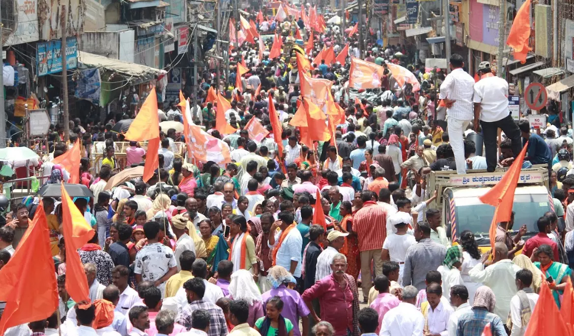 ಲೋಕಸಭಾ ಚುನಾವಣೆ | ಶಿವಮೊಗ್ಗದಿಂದ ಸ್ವತಂತ್ರ ಅಭ್ಯರ್ಥಿಯಾಗಿ ನಾಮಪತ್ರ ಸಲ್ಲಿಸಿದ ಕೆ.ಎಸ್ ಈಶ್ವರಪ್ಪ ಲೋಕಸಭಾ ಚುನಾವಣೆ | ಶಿವಮೊಗ್ಗದಿಂದ ಸ್ವತಂತ್ರ ಅಭ್ಯರ್ಥಿಯಾಗಿ ನಾಮಪತ್ರ ಸಲ್ಲಿಸಿದ ಕೆ.ಎಸ್ ಈಶ್ವರಪ್ಪ