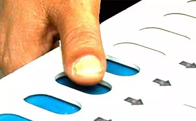 ನಾಳೆಯಿಂದ(ಎ.13) 85 ವರ್ಷ ಮೇಲ್ಪಟ್ಟ ಹಾಗೂ ವಿಶೇಷ ಚೇತನರಿಂದ ಅಂಚೆ ಮತದಾನ