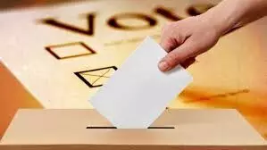 ಲೋಕಸಭಾ ಚುನಾವಣೆ | ಮನೆಯಿಂದಲೇ ಮತದಾನ ಮಾಡಿದ ಹಿರಿಯ ನಾಗರಿಕರು, ವಿಶೇಷ ಚೇತನರು