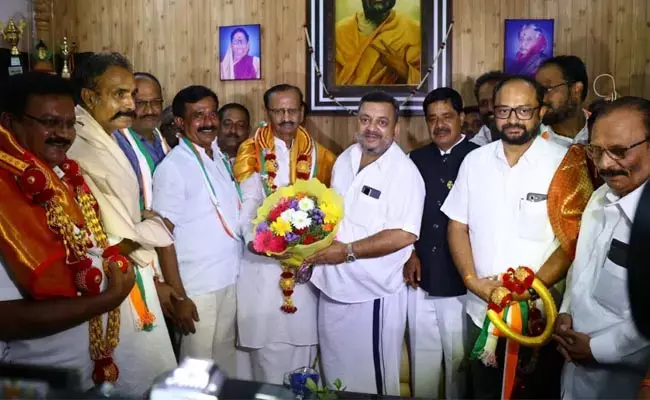 ದಾವಣಗೆರೆ | ಮಾಜಿ ಶಾಸಕ, ಆರೆಸ್ಸೆಸ್ ಮುಖಂಡ ಟಿ.ಗುರುಸಿದ್ದನಗೌಡ ಕಾಂಗ್ರೆಸ್ ಗೆ ಸೇರ್ಪಡೆ