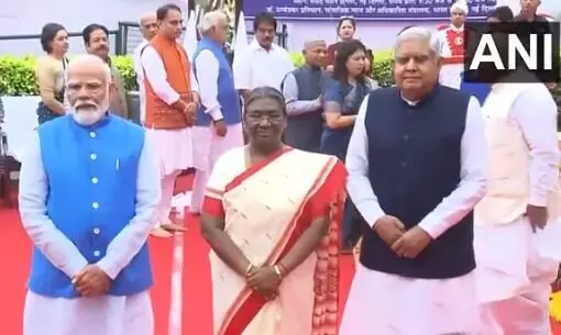 ಬಾಬಾಸಾಹೇಬ್ ಅಂಬೇಡ್ಕರ್‌ ಜನ್ಮದಿನ:‌ ರಾಷ್ಟ್ರಪತಿ, ಪ್ರಧಾನಿಯಿಂದ ಪುಷ್ಪನಮನ