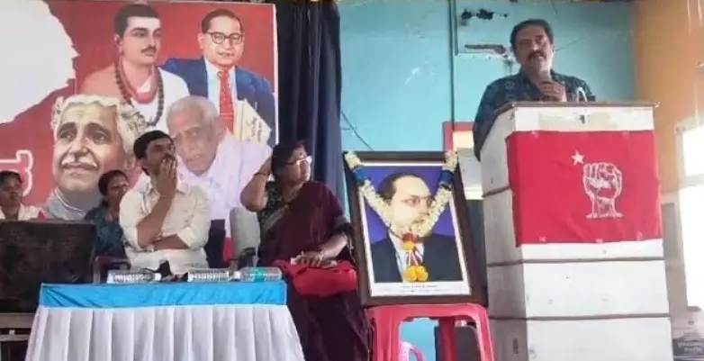 ಹೆಣ್ಣು ಮಕ್ಕಳ ಬಗ್ಗೆ ಅವಹೇಳನಕಾರಿಯಾಗಿ ಮಾತನಾಡಿರುವ ಕುಮಾರಸ್ವಾಮಿ ʼದಾರಿತಪ್ಪಿದ ಮಗʼ : ನಟ ಪ್ರಕಾಶ್‍ ರಾಜ್