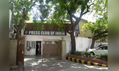 2 ಹಿಂದಿ ಸುದ್ದಿ ಸಂಸ್ಥೆಗಳ ಚಾನೆಲ್ ಗಳಿಗೆ ನಿರ್ಬಂಧ ವಿಧಿಸಿದ ಯುಟ್ಯೂಬ್: ಪ್ರೆಸ್ ಕ್ಲಬ್ ಆಫ್ ಇಂಡಿಯಾ ಖಂಡನೆ