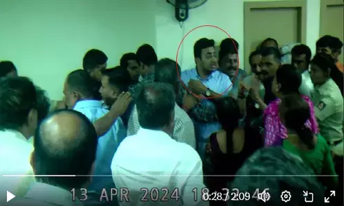 ಠೇವಣಿದಾರರ ಪ್ರಶ್ನೆಗೆ ಅರ್ಧಕ್ಕೆ ಸಭೆ ಮೊಟಕುಗೊಳಿಸಿ ನಿರ್ಗಮಿಸಿದ ತೇಜಸ್ವಿ ಸೂರ್ಯ