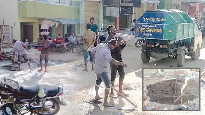 ಹನೂರು ಪಟ್ಟಣ ಪಂಚಾಯತ್‌ನಲ್ಲಿ ಅಮಾನವೀಯ ಘಟನೆ; ಪೌರಕಾರ್ಮಿಕರಿಂದಲೇ ಮಲ ಹೊರಿಸಿದ‌ ಅಧಿಕಾರಿಗಳು