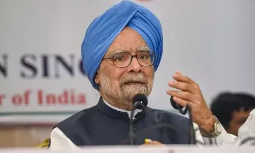 ಸುಪ್ರೀಂಕೋರ್ಟ್ ನಲ್ಲಿ ಕೇಂದ್ರ ಸರ್ಕಾರದಿಂದ ಮನಮೋಹನ್ ಸಿಂಗ್ ಗುಣಗಾನ!