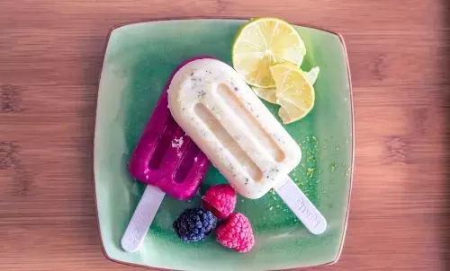 ಮಂಡ್ಯ | ಐಸ್ ಕ್ರೀಮ್ ತಿಂದ ಬಳಿಕ ಅವಳಿ ಮಕ್ಕಳು ಮೃತ್ಯು , ತಾಯಿ ಆಸ್ಪತ್ರೆಗೆ ದಾಖಲು