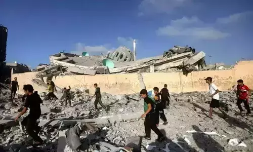 ಗಾಝಾ ಶಾಲೆಯ ಮೇಲೆ ಇಸ್ರೇಲ್ ದಾಳಿ; ಇಬ್ಬರು ಮಕ್ಕಳ ಸಹಿತ 4 ಮಂದಿ ಮೃತ್ಯು