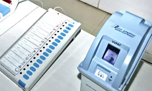 ಅಸ್ಸಾಂ: ಇವಿಎಂ ಹೊತ್ತ ಎಸ್‌ಯುವಿ ನೀರಿನಲ್ಲಿ ಮುಳುಗಡೆ; ಹಾನಿಗೊಂಡ ಇವಿಎಂ