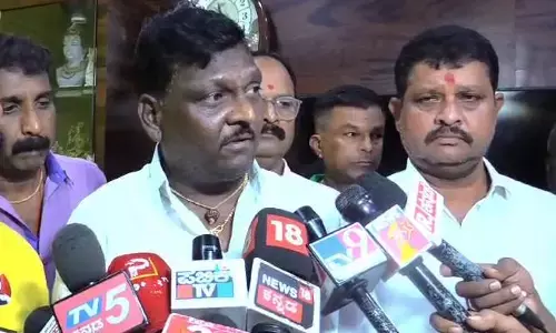 ನನ್ನ ಮಗಳ ಹತ್ಯೆ ಪ್ರಕರಣದ ತನಿಖೆ ದಾರಿ ತಪ್ಪಿಸುವ ಕೆಲಸ ಆಡಳಿತ ಪಕ್ಷದವರಿಂದಲೇ ನಡೆಯುತ್ತಿದೆ: ನೇಹಾಳ ತಂದೆ ಆರೋಪ