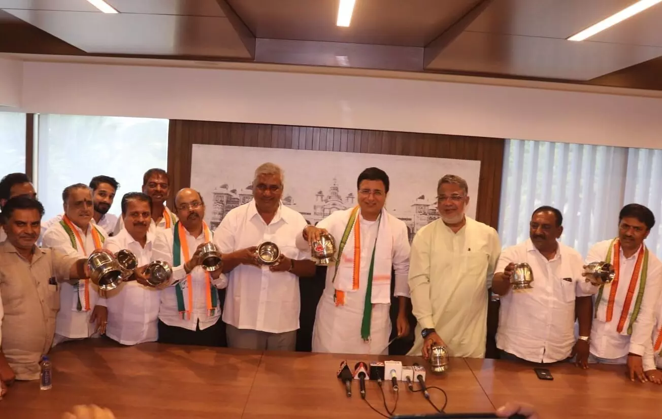 ಸಂವಿಧಾನ ಬದಲಾವಣೆ ಬಿಜೆಪಿ ಡಿಎನ್ಎಯಲ್ಲೇ ಇದೆ: ರಣದೀಪ್ ಸಿಂಗ್ ಸುರ್ಜೇವಾಲ