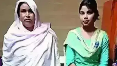 ಒಟ್ಟಿಗೆ 10ನೇ ತರಗತಿ ಪರೀಕ್ಷೆ ಬರೆದು ಉತ್ತೀರ್ಣರಾದ ತಾಯಿ-ಮಗಳು!