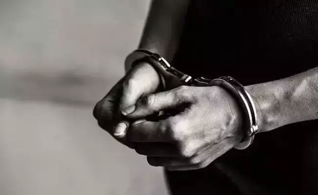 ಹಿಟ್ಲರ್ ಜನ್ಮದಿನಾಚರಣೆ ಮಾಡಿದ 4 ಜರ್ಮನ್ ಪ್ರಜೆಗಳ ಬಂಧನ