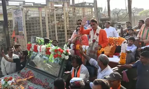 ಬಿಜೆಪಿ ರೋಡ್‌ ಶೋ ವೇಳೆ ʼಜೈ ಶ್ರೀರಾಮ್‌ʼ ಘೋಷಣೆ‌ ಕೂಗುವಾಗ ಕೈ ಮೇಲಕ್ಕೆತ್ತಿದ್ದ ಉದ್ಯಮಿಯ 36,000 ರೂ. ಕಳವು