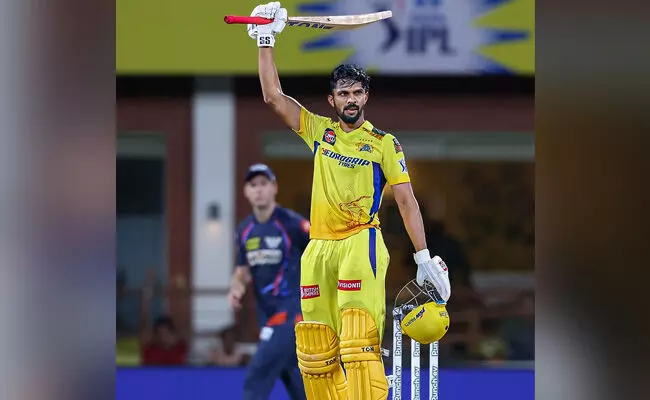 ಐಪಿಎಲ್ ನಲ್ಲಿ ಶತಕ ಸಿಡಿಸಿದ 8ನೇ ನಾಯಕ ಋತುರಾಜ್ ಗಾಯಕ್ವಾಡ್ ಐಪಿಎಲ್ ನಲ್ಲಿ ಶತಕ ಸಿಡಿಸಿದ 8ನೇ ನಾಯಕ ಋತುರಾಜ್ ಗಾಯಕ್ವಾಡ್