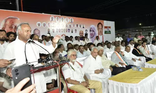 ಮೊದಲ ಹಂತದ ಚುನಾವಣೆ ನಂತರ ಪ್ರಧಾನಿ ಮೋದಿಯ ಕುರ್ಚಿ ಅಲುಗಾಡುತ್ತಿದೆ : ಸಚಿವ ಪ್ರಿಯಾಂಕ್ ಖರ್ಗೆ