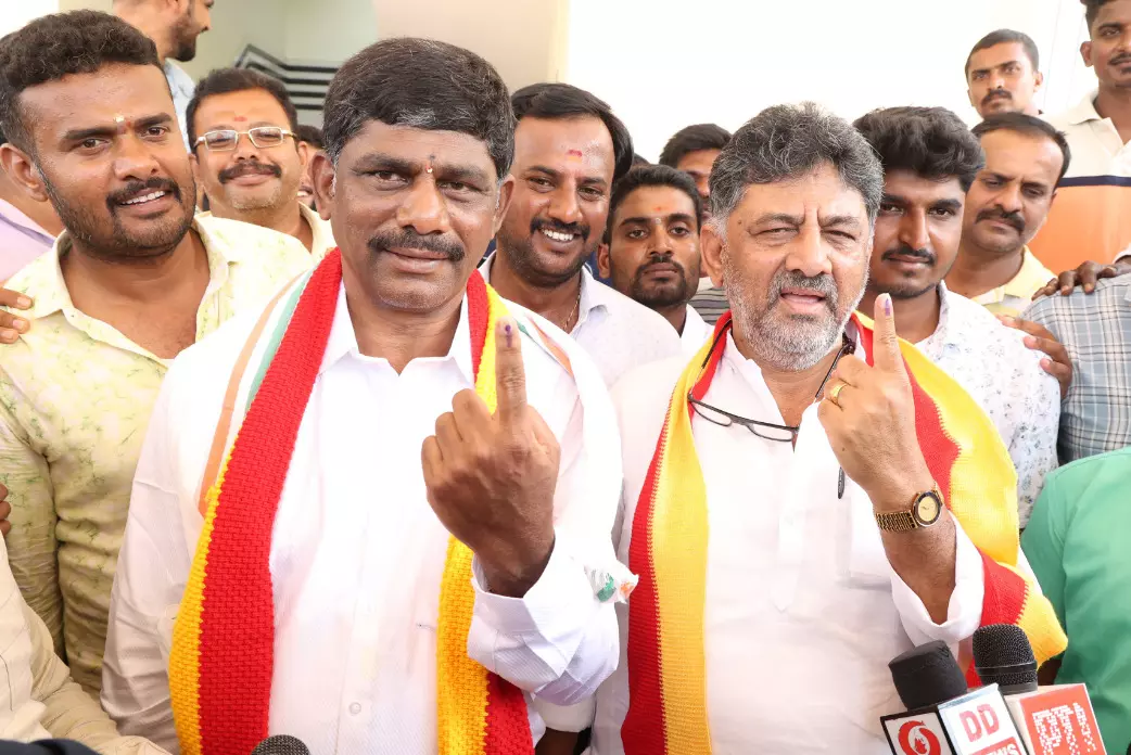 ಲೋಕಸಭಾ ಚುನಾವಣೆ |  ಮತದಾನ ಮಾಡಿದ ಡಿಸಿಎಂ ಡಿ.ಕೆ. ಶಿವಕುಮಾರ್