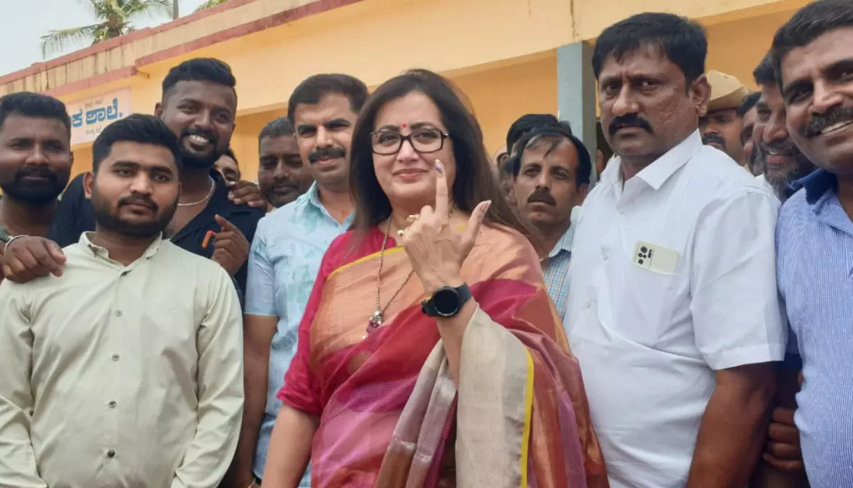 ಜೆಡಿಎಸ್ ನಾಯಕರು ನನ್ನನ್ನು ಚುನಾವಣಾ ಪ್ರಚಾರಕ್ಕೆ ಕರೆಯಲೇ ಇಲ್ಲ : ಸುಮಲತಾ ಸ್ಪಷ್ಟನೆ