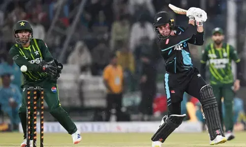 4ನೇ ಟಿ20ಯಲ್ಲಿ ಪಾಕಿಸ್ತಾನಕ್ಕೆ 4 ರನ್ ಸೋಲು | ನ್ಯೂಝಿಲ್ಯಾಂಡ್ 2-1ರಿಂದ ಮುನ್ನಡೆ