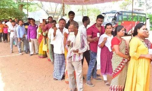 ಪ್ರತಿಷ್ಠಿತ ಕ್ಷೇತ್ರ ಮಂಡ್ಯದಲ್ಲಿ ದಾಖಲೆಯ ಶಾಂತಿಯುತ ಮತದಾನ