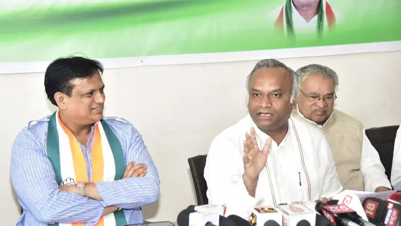 ಕಾಂಗ್ರೆಸ್ ನ ಕುಟುಂಬ ರಾಜಕಾರಣದ ಬಗ್ಗೆ ಮಾತನಾಡುವ ಬಿಜೆಪಿ ನಾಯಕರ ಡಿಎನ್ ಎ ಟೆಸ್ಟ್ ಮಾಡಿಸಬೇಕಿದೆ: ಸಚಿವ ಪ್ರಿಯಾಂಕ್ ಖರ್ಗೆ