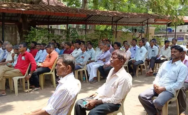 ದೇಶದ ಸಂಪತ್ತು ಸೃಷ್ಠಿ ಮಾಡುವ ಕಾರ್ಮಿಕರಿಗೆ ಸಿಗಬೇಕಾಗಿದೆ: ಪ್ರೊ.ಫಣಿರಾಜ್