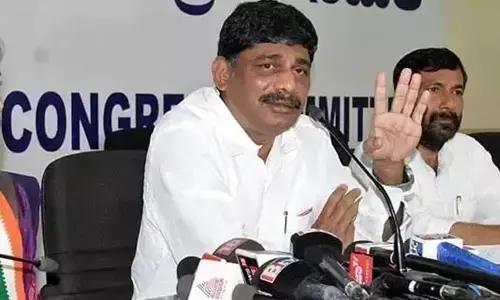 ಜೆಡಿಎಸ್ ಚಿಹ್ನೆ​ ತೆನೆ ಹೊತ್ತ ಮಹಿಳೆಯಲ್ಲ, ಪೆನ್​ಡ್ರೈವ್ ಹೊತ್ತ ಮಹಿಳೆ : ಡಿ.ಕೆ.ಸುರೇಶ್