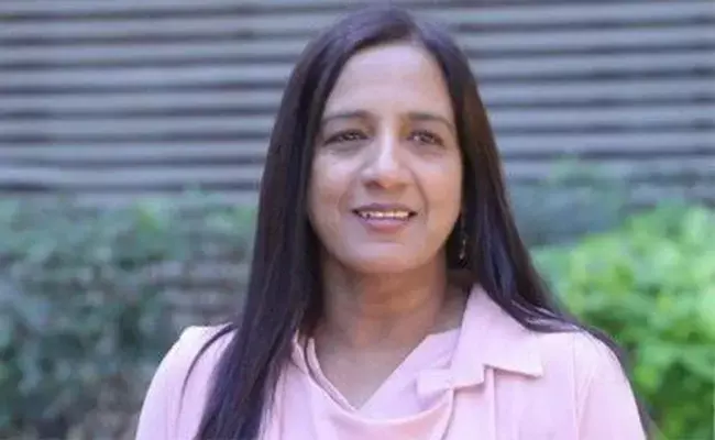 ಪೋಸ್ಟ್‌ಗಳನ್ನು ಲೈಕ್ ಮಾಡಿದ್ದಕ್ಕಾಗಿ ಮುಂಬೈನ ಶಾಲಾ ಪ್ರಾಂಶುಪಾಲರ ರಾಜೀನಾಮೆಗೆ ಸೂಚನೆ