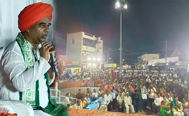 ಪ್ರಹ್ಲಾದ್ ಜೋಶಿಗೆ ಮತ ಹಾಕಬೇಡಿ: ದಿಂಗಾಲೇಶ್ವರ ಸ್ವಾಮೀಜಿ ಪ್ರಹ್ಲಾದ್ ಜೋಶಿಗೆ ಮತ ಹಾಕಬೇಡಿ: ದಿಂಗಾಲೇಶ್ವರ ಸ್ವಾಮೀಜಿ