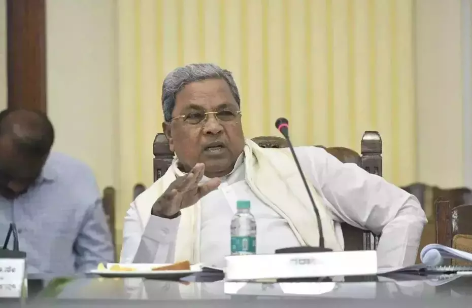 ಪ್ರಜ್ವಲ್ ರೇವಣ್ಣ ಪ್ರಕರಣ | ಎಸ್‌ಐಟಿ ಅಧಿಕಾರಿಗಳೊಂದಿಗೆ ಸಿಎಂ ಸಿದ್ದರಾಮಯ್ಯ ಸಭೆ