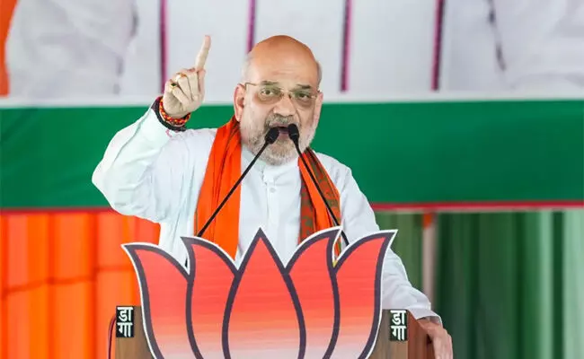 ಅಮಿತ್ ಶಾ ನಕಲಿ ವಿಡಿಯೊ ಪ್ರಕರಣ: ತೆಲಂಗಾಣ ಕಾಂಗ್ರೆಸ್ ಕಾರ್ಯಕರ್ತನ ಬಂಧನ ಅಮಿತ್ ಶಾ ನಕಲಿ ವಿಡಿಯೊ ಪ್ರಕರಣ: ತೆಲಂಗಾಣ ಕಾಂಗ್ರೆಸ್ ಕಾರ್ಯಕರ್ತನ ಬಂಧನ