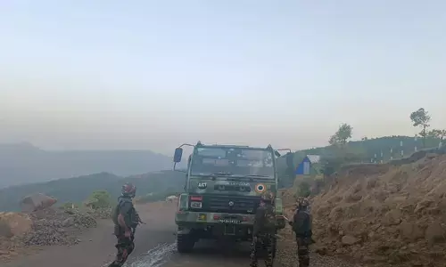 ಜಮ್ಮು-ಕಾಶ್ಮೀರ: ಉಗ್ರರ ದಾಳಿಯಲ್ಲಿ ಐವರು ಭದ್ರತಾ ಸಿಬ್ಬಂದಿಗಳಿಗೆ ಗಾಯ