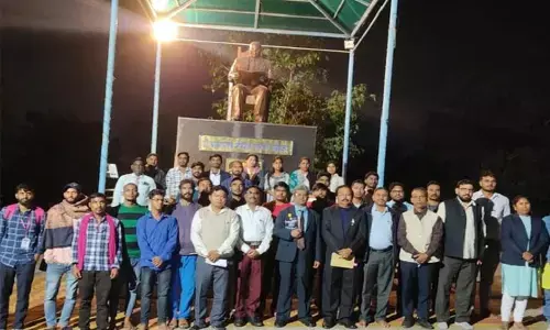 ಅಂಬೇಡ್ಕರ್ ಕೃತಿಗಳ ಬಗ್ಗೆ ವಿವಿ ಕ್ಯಾಂಪಸ್‍ನಲ್ಲಿ ಚರ್ಚೆ: ದಲಿತ ಶಿಕ್ಷಕರ ವಿರುದ್ಧ ಕ್ರಮ