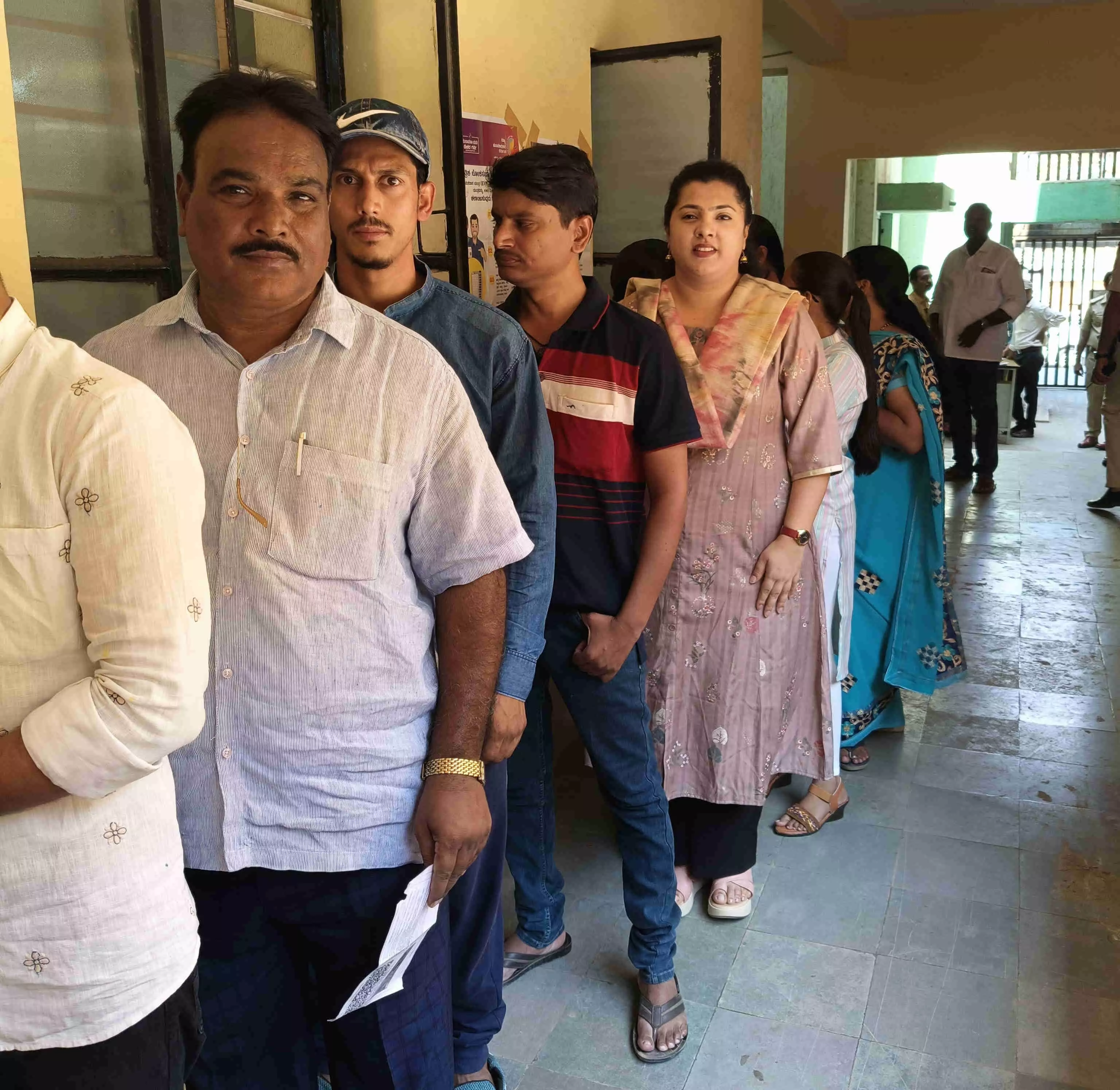 ಲೋಕಸಭಾ ಚುನಾವಣೆ: ಕರ್ನಾಟಕದಲ್ಲಿ 1 ಗಂಟೆ ವೇಳೆ 41.59 ಶೇ. ಮತದಾನ