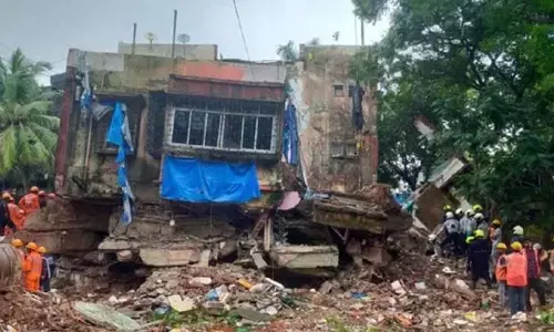 ಹೈದರಾಬಾದ್‌: ಭಾರೀ ಮಳೆಗೆ ತಡೆಗೋಡೆ ಕುಸಿದು 7 ಮಂದಿ ಮೃತ್ಯು