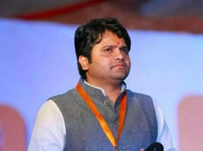 ಕೋಮು ದ್ವೇಷ ಹರಡಲು ಯತ್ನಿಸಿದ ಆರೋಪ : ಬಿಜೆಪಿ ಐಟಿ ಸೆಲ್ ಮುಖ್ಯಸ್ಥ ಪೊಲೀಸ್ ವಶಕ್ಕೆ