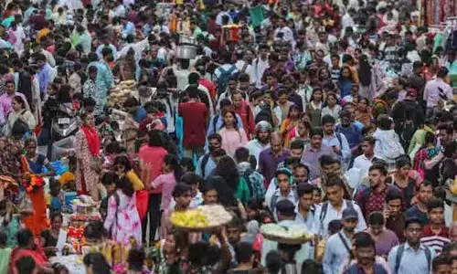 ಏರಿಕೆ ಕಂಡ ಮುಸ್ಲಿಮರ ಜನಸಂಖ್ಯೆ, ಹಿಂದೂಗಳ ಸಂಖ್ಯೆ ಕುಸಿತ | ಪ್ರಧಾನಿಯ ಆರ್ಥಿಕ ಸಲಹಾ ಮಂಡಳಿ ವರದಿ
